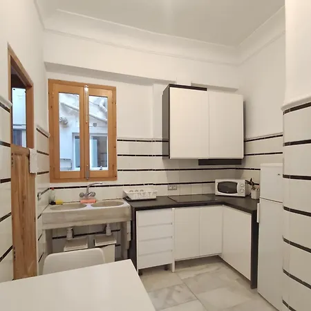 Apartment Entre La Estacion Y El Ayuntamiento *